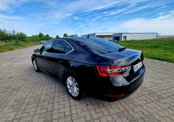 Skoda Superb cena 84900 przebieg: 159000, rok produkcji 2018 z Ryglice małe 191